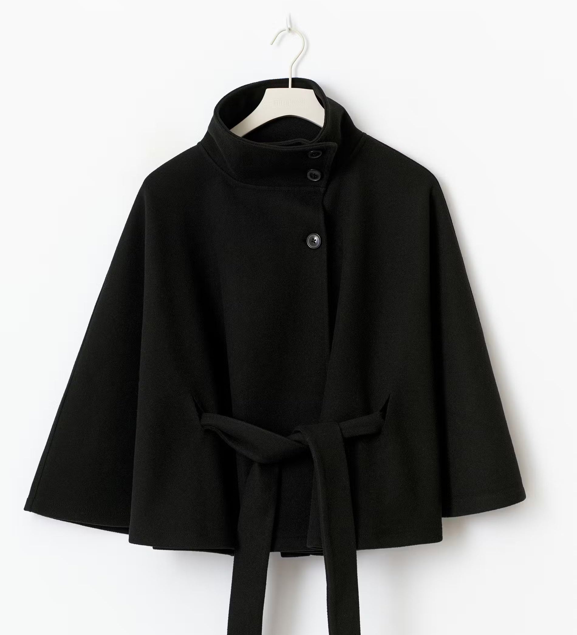 SELENA™ – CAPEJAKKE MED BÆLTE TIL KVINDER