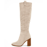 SUÈDE™ – STØVLER I RUSKIND MED BLOKHÆL