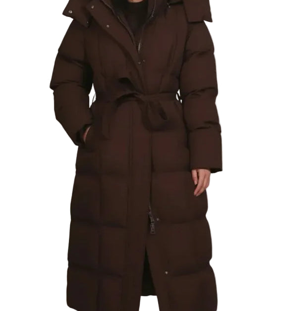 CARMEN™ – LANG VINTERJAKKE MED BÆLTE OG PUFFER-DESIGN